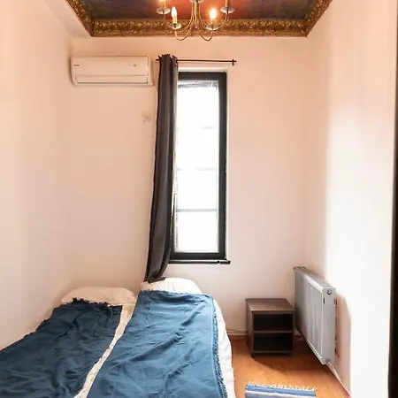Mega Loft