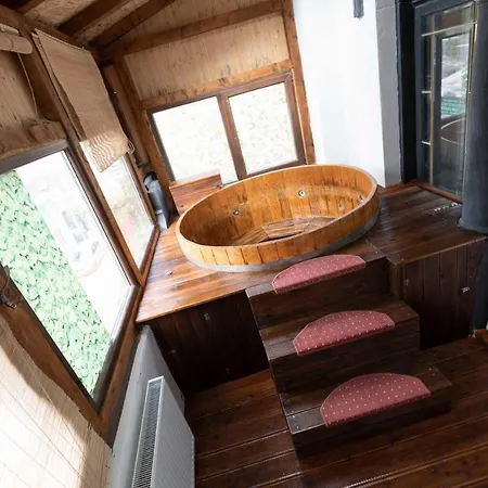 Mega Loft *