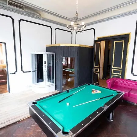 Mega Loft