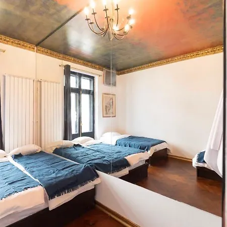 Mega Loft *