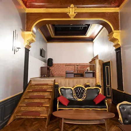 Mega Loft