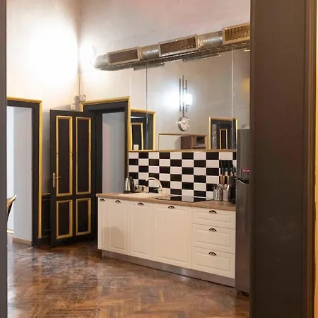 Mega Loft